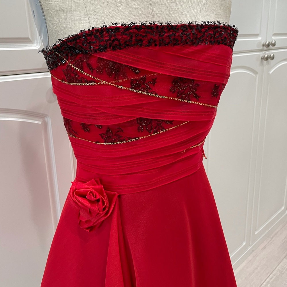Red Ribbon Mini Dress - Picture 3 of 6